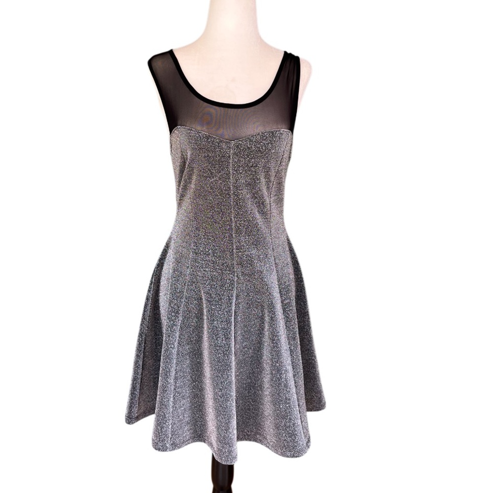 New Year’s Eve/Party Sleeveless Gray Dress with Mesh Detail